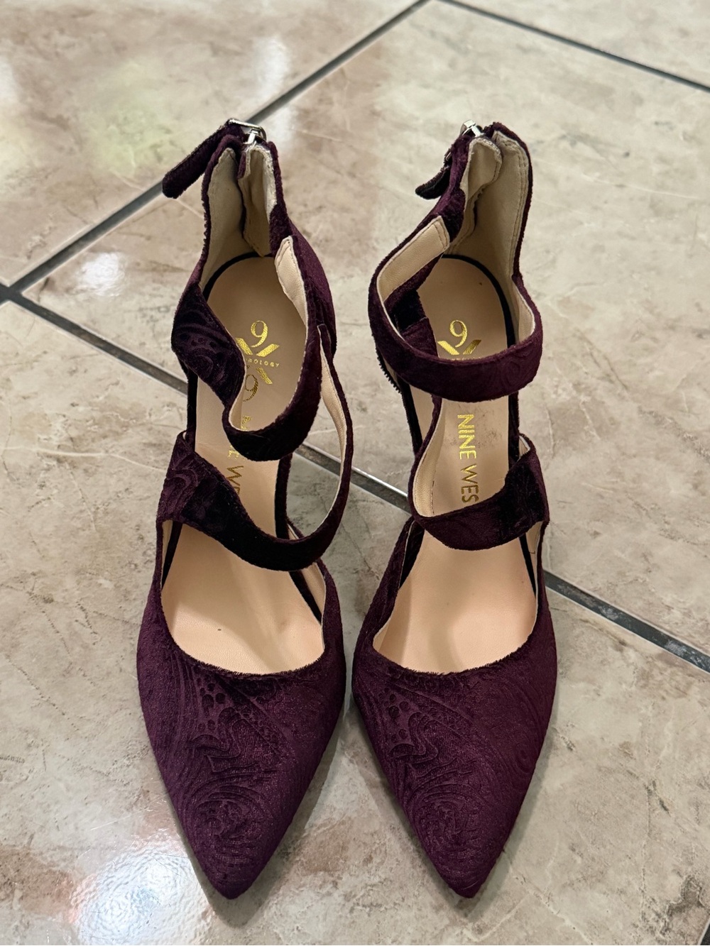 Nine West Plum Velvet Pointed Toe Strappy Heels Size 7M
